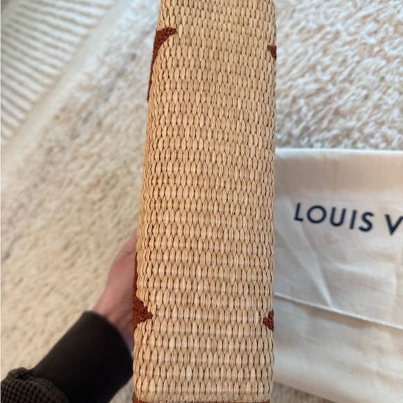 Louis Vuitton raffia clutch - Picture 6 of 9